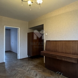 Продажа 3-комн квартиры на вторичном рынке Славы пр-кт,  д. 60