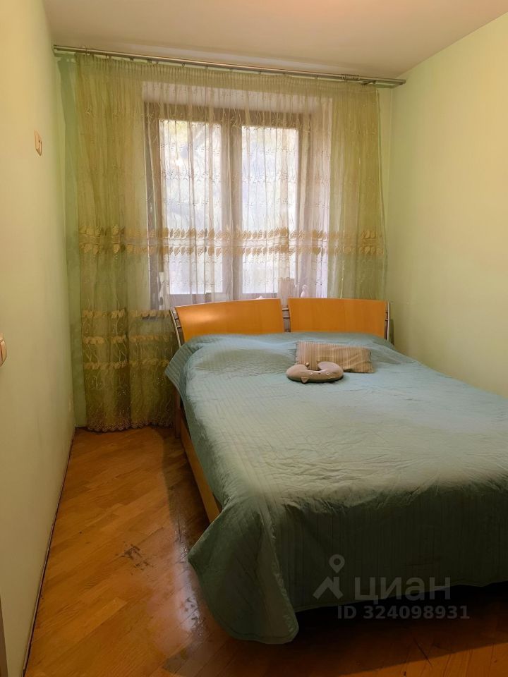 Аренда 1-комн квартиры на вторичном рынке Химки, улица Энгельса, 2