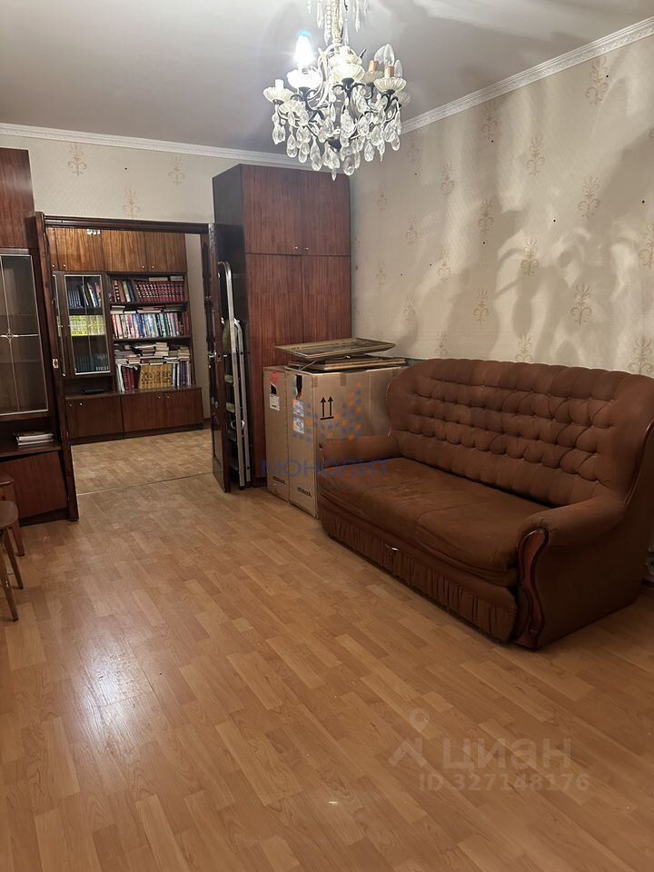 Продажа 3-комн квартиры на вторичном рынке улица Академика Анохина, 38К4