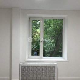 Продажа 3-комн квартиры на вторичном рынке улица Строителей,  д. 9