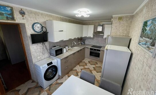 Продажа 5-комн квартиры на вторичном рынке улица Академика Константинова,  д. 8 к2