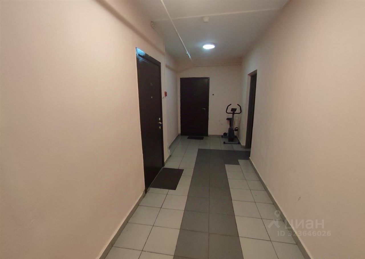 Продажа 2-комн квартиры на вторичном рынке Авиационная улица, 66