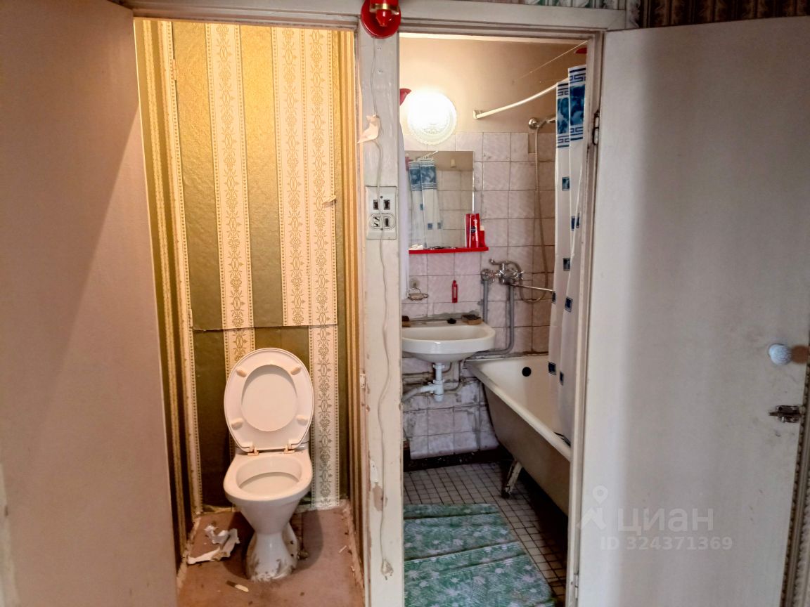 Продажа 3-комн квартиры на вторичном рынке 2-й Крестовский переулок, 12