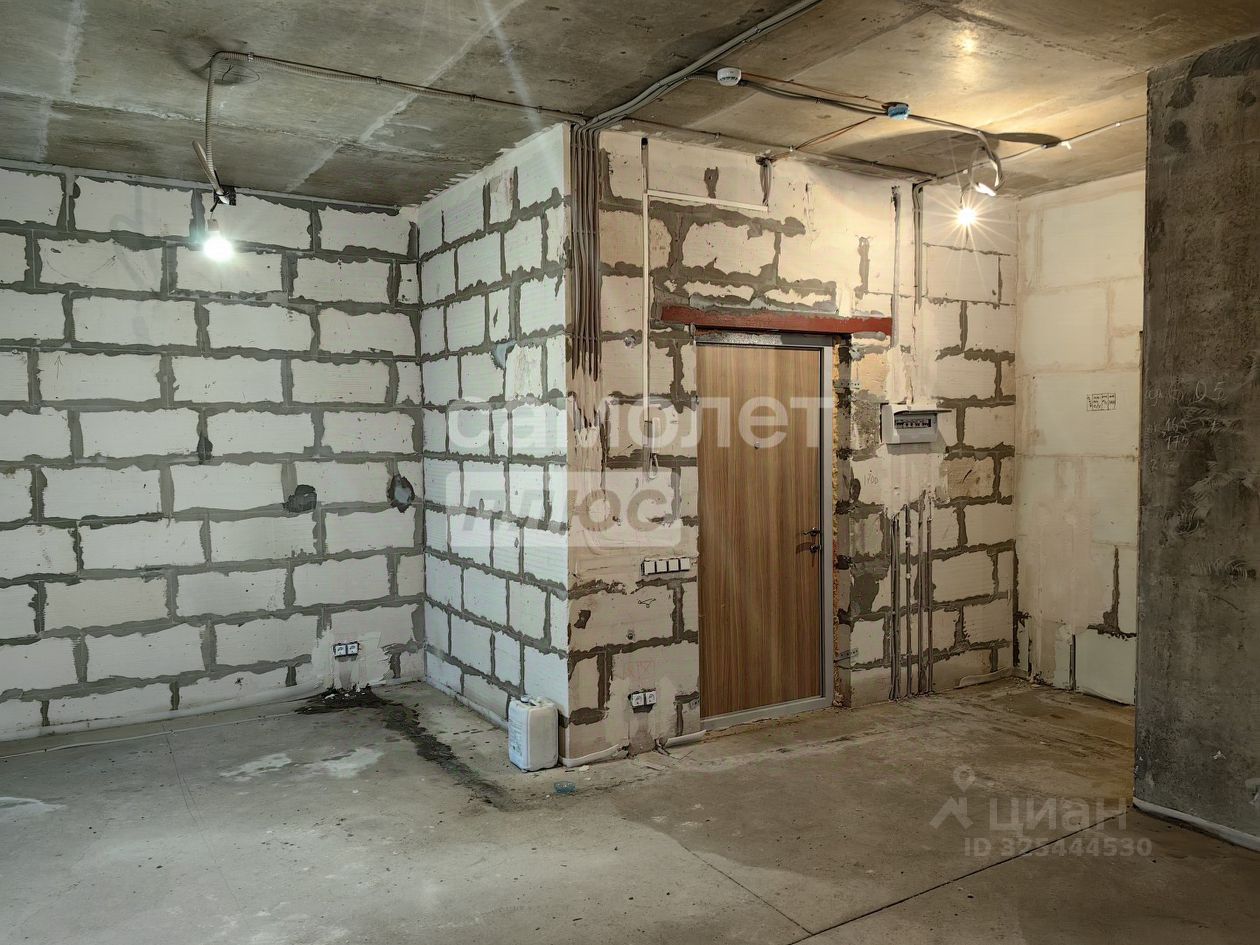 Продажа 2-комн квартиры на вторичном рынке д. Целеево, улица Пятиречье, 1