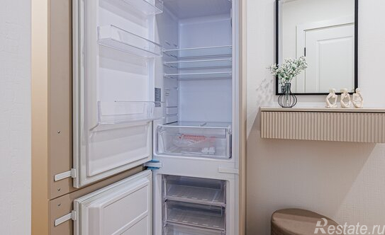 Продажа 3-комн квартиры на вторичном рынке Северный пр-кт,  д. 63 к2