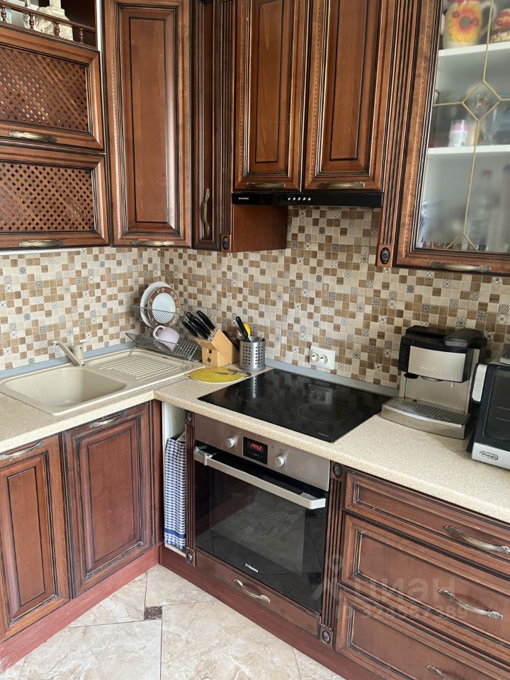 Продажа 2-комн квартиры на вторичном рынке улица Лобачевского, 6