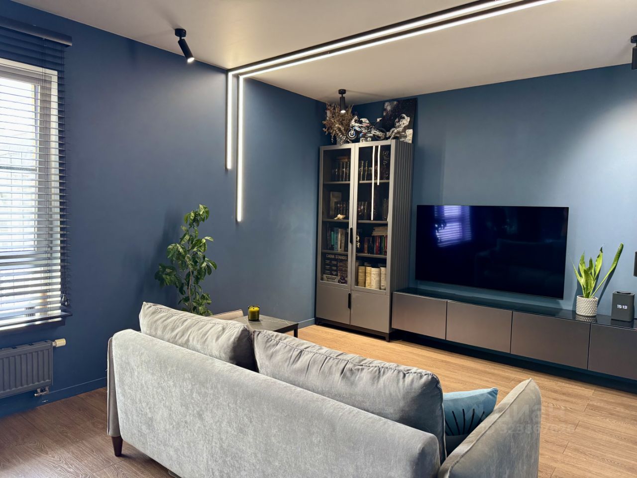 Продажа 2-комн квартиры на вторичном рынке Петергофское шоссе, 72к4