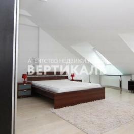 Аренда 4-комн квартиры на вторичном рынке Никитский бульвар,  д. 15/16