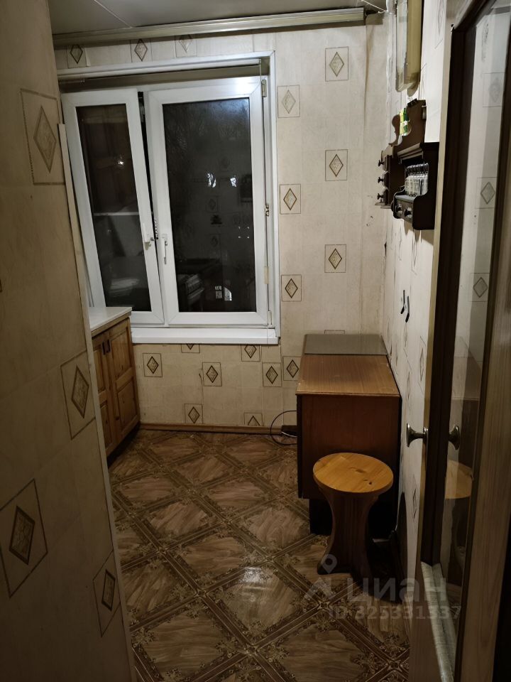 Аренда 2-комн квартиры на вторичном рынке Болотниковская улица, 50