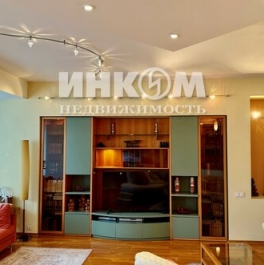 Продажа 4-комн квартиры на вторичном рынке улица Крылатские Холмы,  д. 47