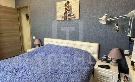 Продажа 2-комн квартиры на вторичном рынке Крыленко ул,  д. 14,  к. 2