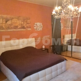 Продажа 3-комн квартиры на вторичном рынке улица Василия Ботылёва,  д. 33