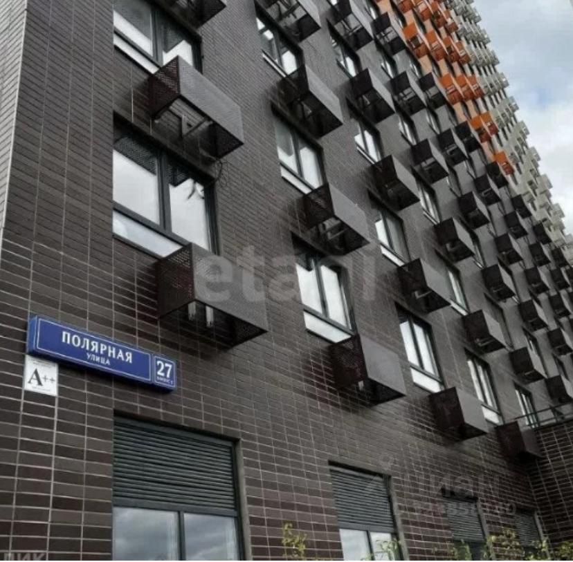 Продажа 2-комн квартиры на вторичном рынке Полярная улица, 27к3