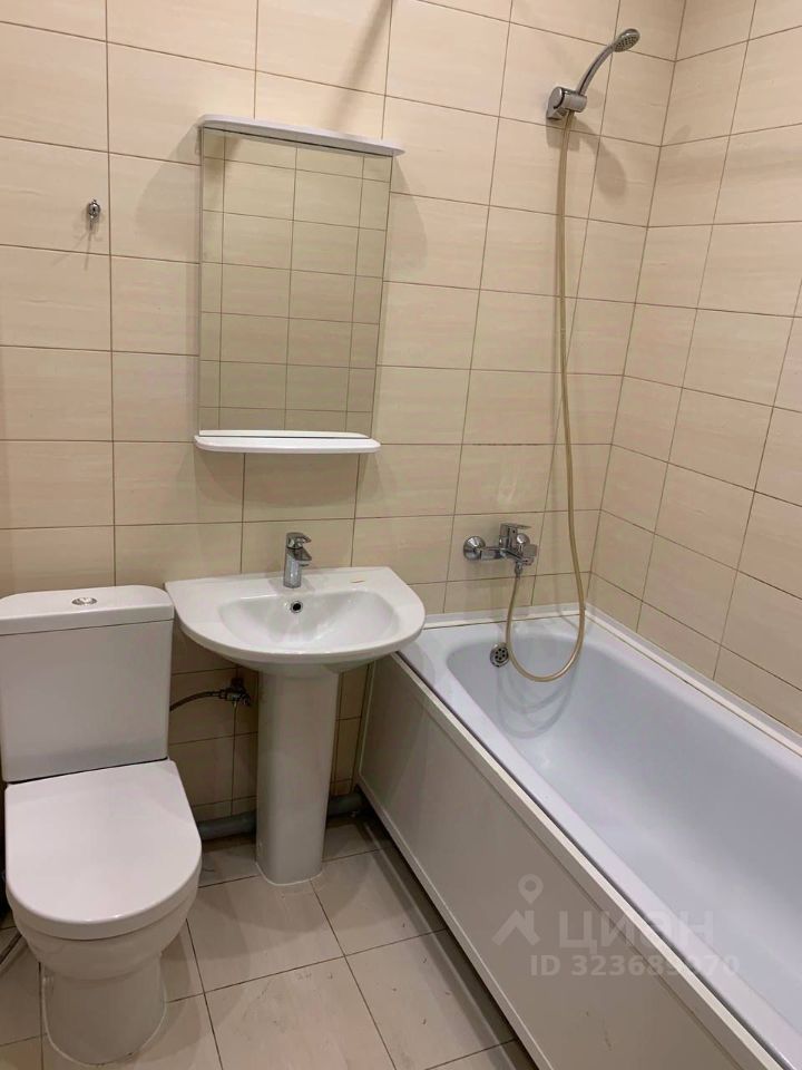 Аренда 1-комн квартиры на вторичном рынке Южное шоссе, 53к3