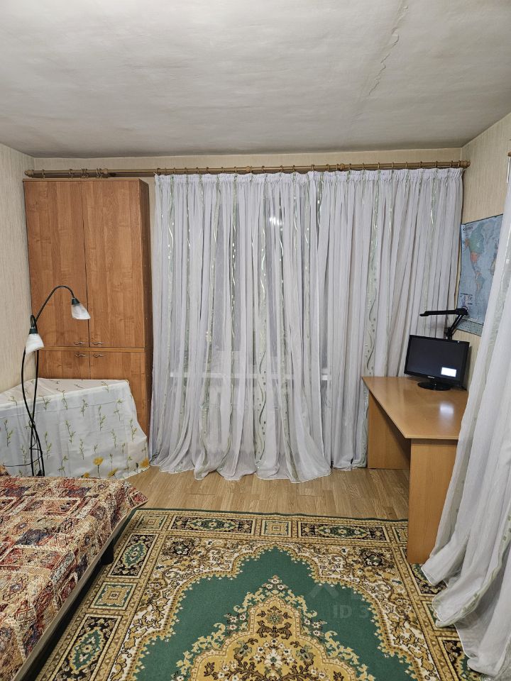 Продажа 2-комн квартиры на вторичном рынке улица Орджоникидзе, 30