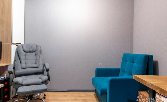 Продажа 2-комн квартиры на вторичном рынке Рощинская 3-я ул,  д. 12/18