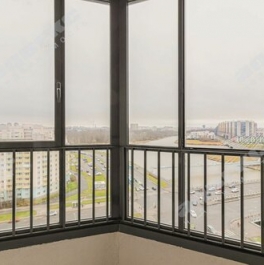 Продажа 2-комн квартиры на вторичном рынке улица Маршала Захарова,  д. 10 с1