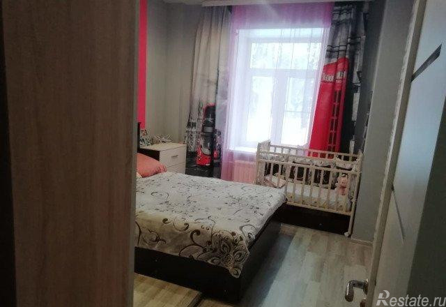 Продажа 3-комн квартиры на вторичном рынке Серпухов, Полянка, 14А