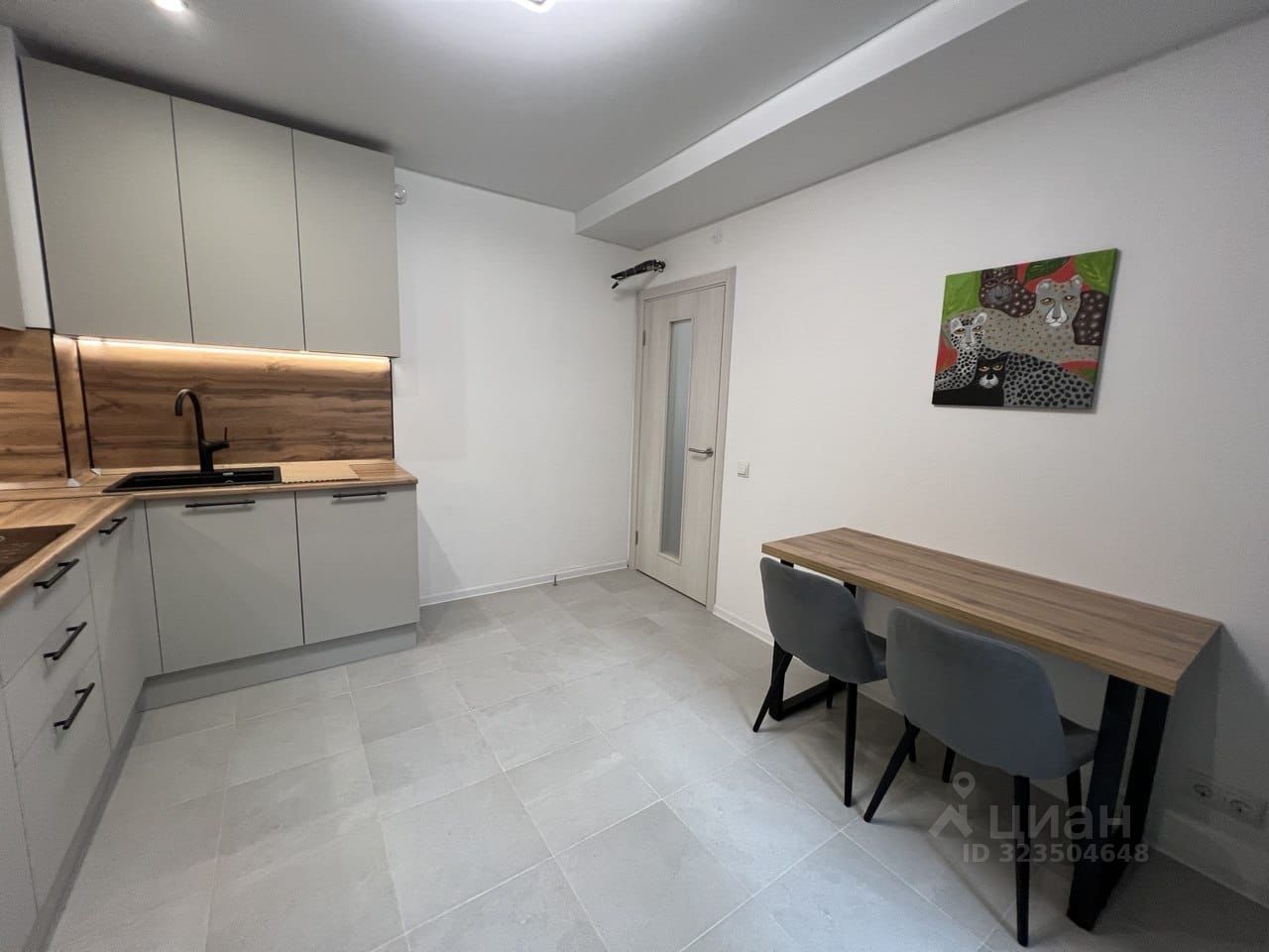 Аренда 2-комн квартиры на вторичном рынке улица Михайлова, 30Ак6