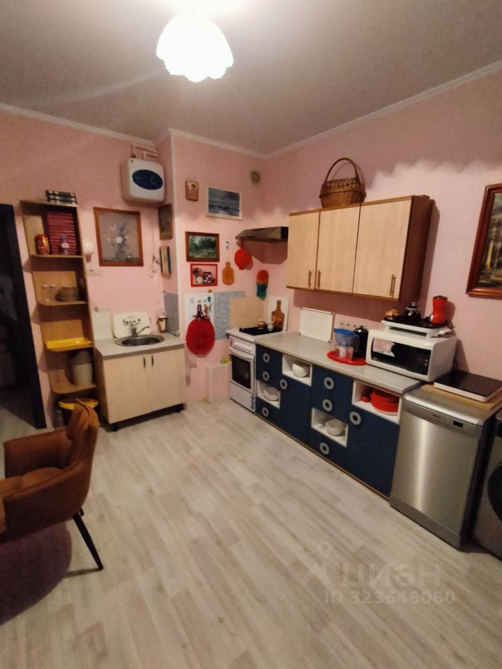 Продажа 2-комн квартиры на вторичном рынке Голубое пгт, проезд Тверецкий, 16к3