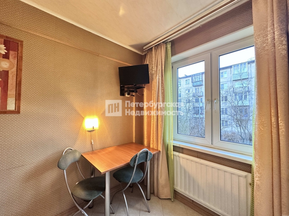 Продажа 2-комн квартиры на вторичном рынке пр-кт Мечникова,  д. 7