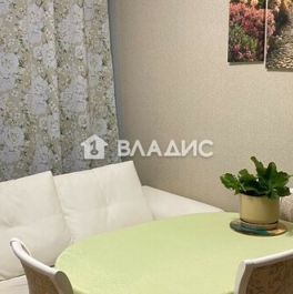 Продажа 2-комн квартиры на вторичном рынке ул Лётчика Грицевца,  д. 5,  к. 1