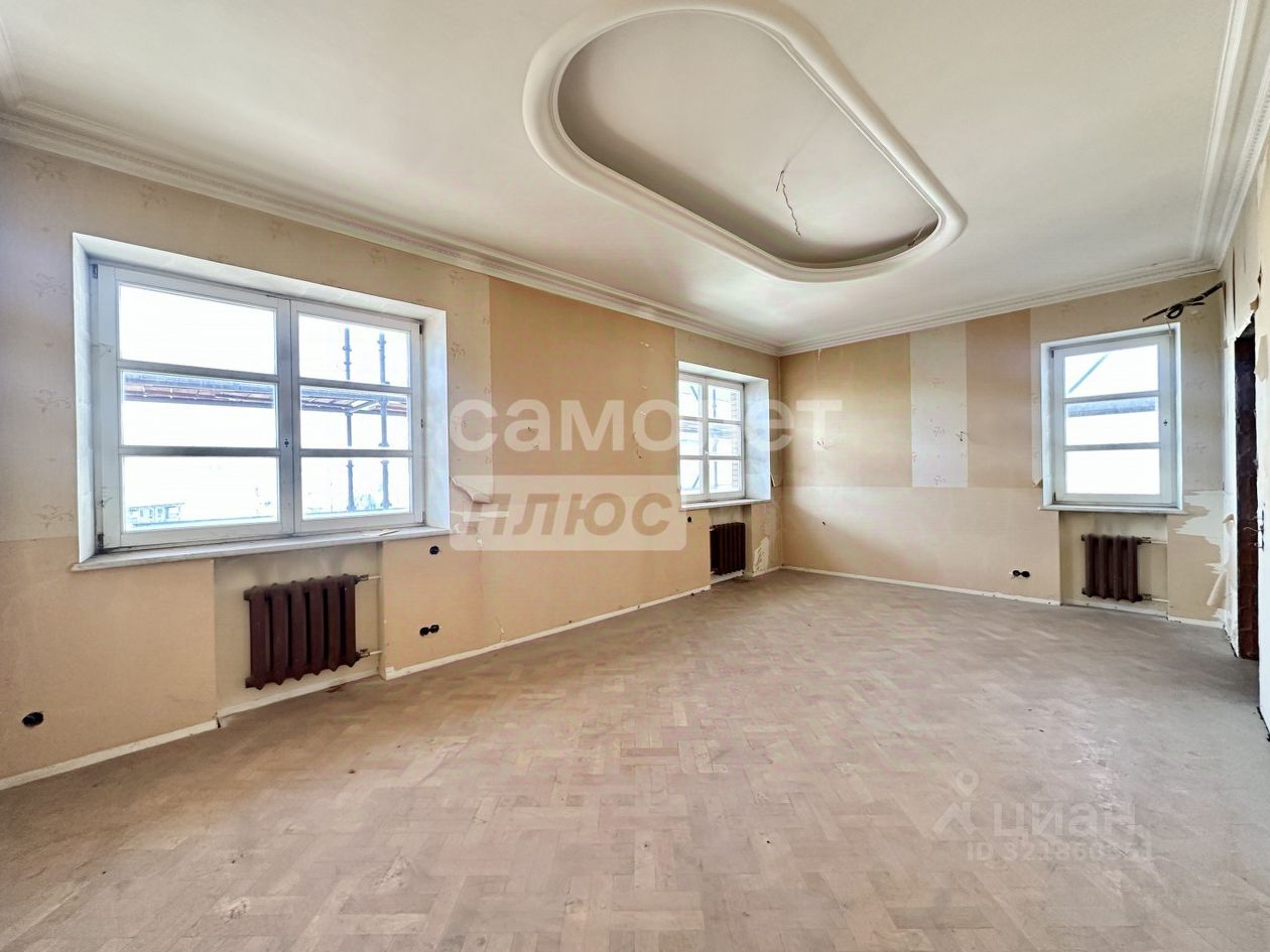 Продажа 5-комн квартиры на вторичном рынке Ломоносовский проспект, 7К5