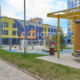 Продажа 3-комн квартиры на вторичном рынке ул Илимская,  д. 3,  к. 8