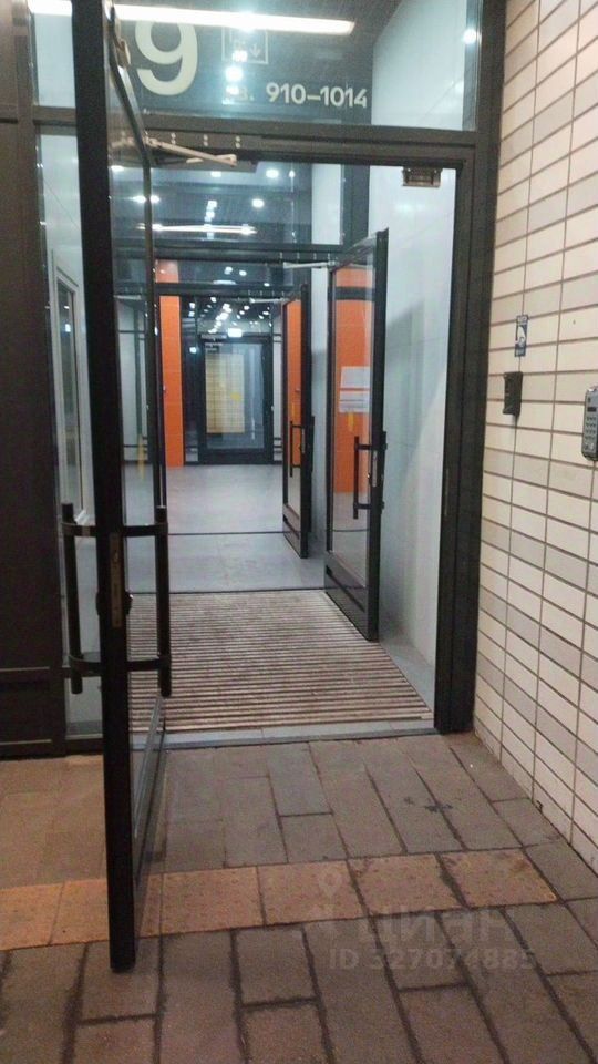 Продажа 2-комн квартиры на вторичном рынке Лобненская улица, 13К2