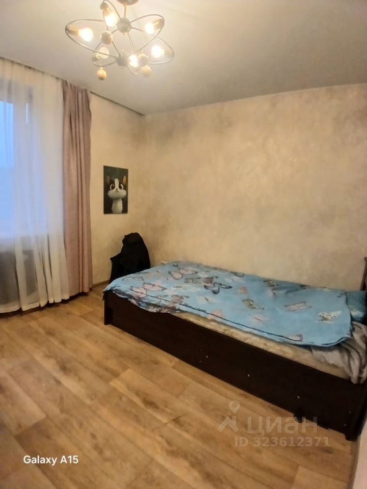 Продажа 3-комн квартиры на вторичном рынке Колпино, улица Братьев Радченко, 25