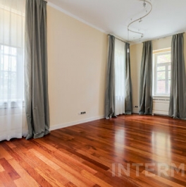 Аренда 5-комн квартиры на вторичном рынке Уланский переулок,  д. 19