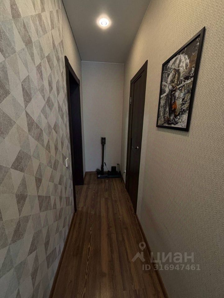 Продажа 1-комн квартиры на вторичном рынке Голубое пгт, улица Трехсвятская, 6