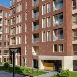 Продажа 2-комн квартиры на вторичном рынке улица Льва Толстого,  д. 23 к1