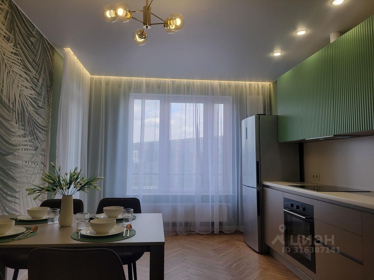 Продажа 2-комн квартиры на вторичном рынке проспект Крузенштерна, 2