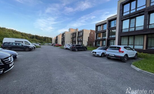 Продажа 2-комн квартиры на вторичном рынке Троицк г, Калужское ш,  д. 8