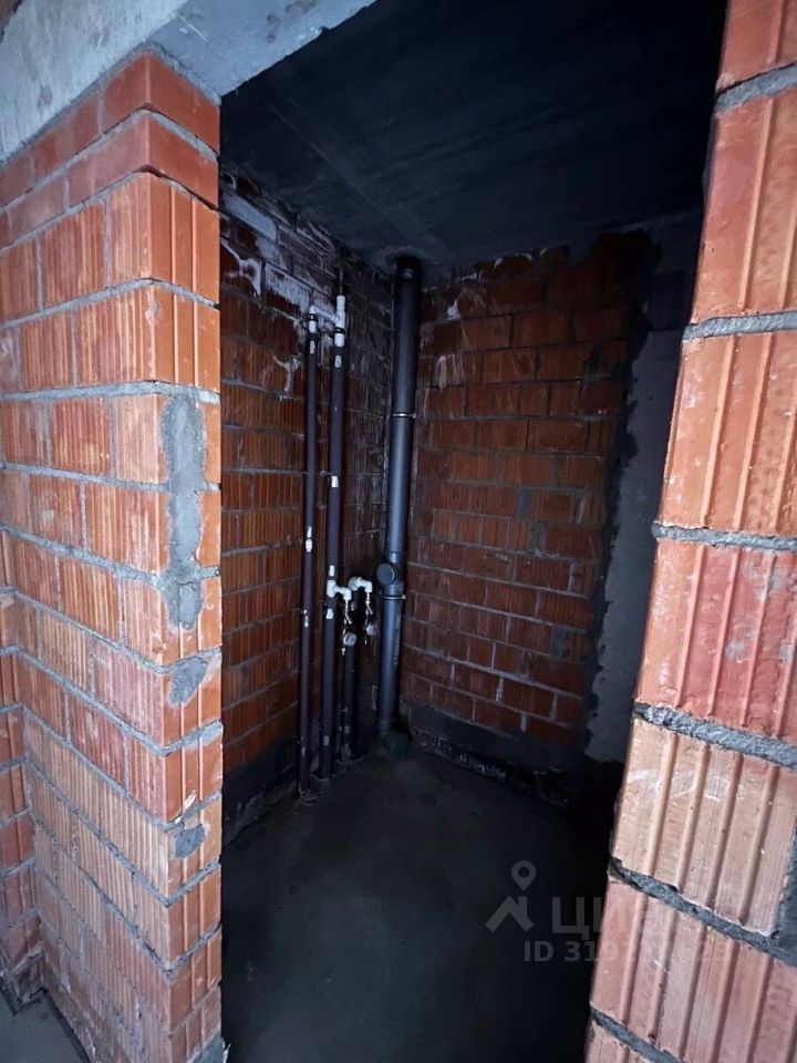 Продажа 1-комн квартиры на вторичном рынке пос. Шушары, Московское шоссе, 256к1