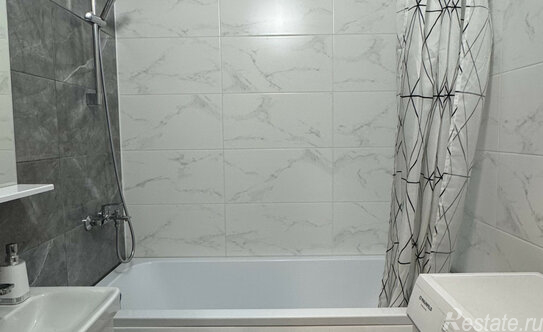 Продажа 1-комн квартиры на вторичном рынке Парашютная улица,  д. 79 к2