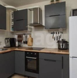 Продажа 1-комн квартиры на вторичном рынке Космонавтов пр-кт,  д. 65,  к. 10