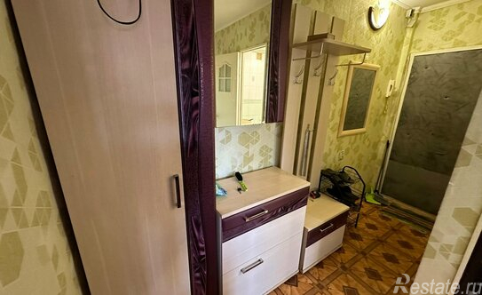 Продажа 3-комн квартиры на вторичном рынке Кириши, Волховская наб,  д. 14