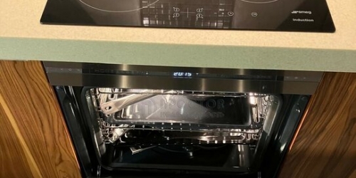 3-комн квартира Маршала Савицкого ул,  д. 16