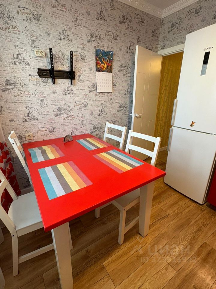 Аренда 3-комн квартиры на вторичном рынке Красная Горка мкр, Люберцы, проспект Победы, 16к3