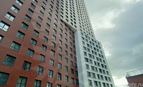 Продажа 2-комн квартиры на вторичном рынке улица Петра Алексеева,  д. 14