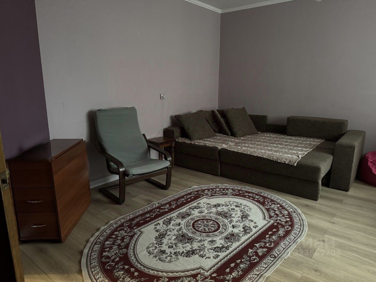 Продажа 2-комн квартиры на вторичном рынке улица Осипенко, 4к1