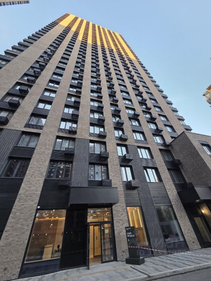 Продажа 4-комн квартиры на вторичном рынке Фестивальная улица, 15к6