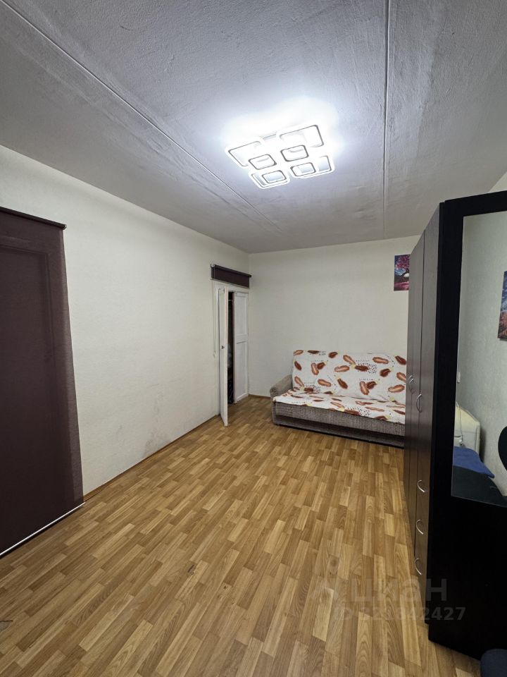 Аренда 2-комн квартиры на вторичном рынке 2-я Владимирская улица, 13