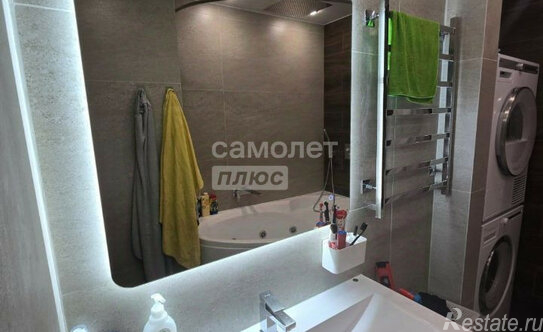 Продажа 2-комн квартиры на вторичном рынке Изюмская улица,  д. 49 к1