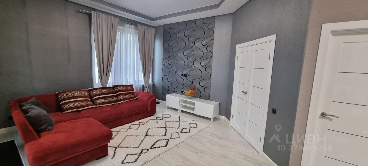 Аренда 2-комн квартиры на вторичном рынке Вязовая улица, 8