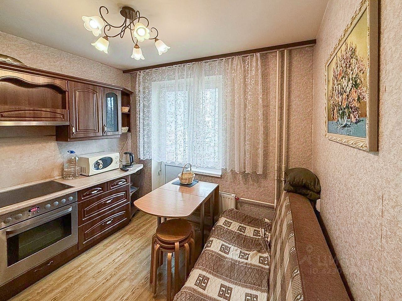 Продажа 2-комн квартиры на вторичном рынке проспект Космонавтов, 65к1