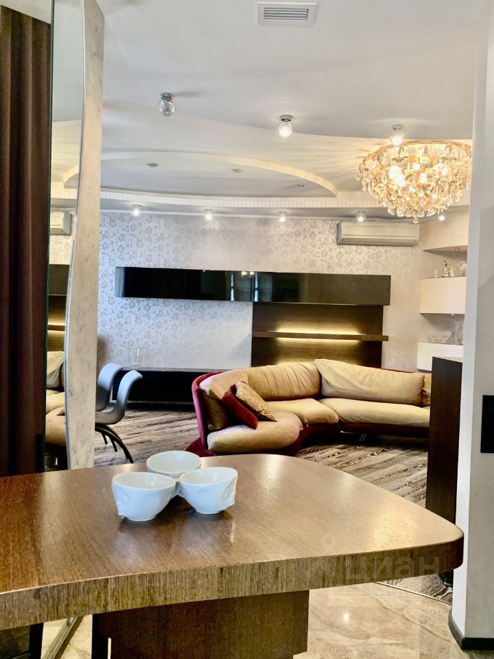 Аренда 2-комн квартиры на вторичном рынке Старопименовский переулок, 10