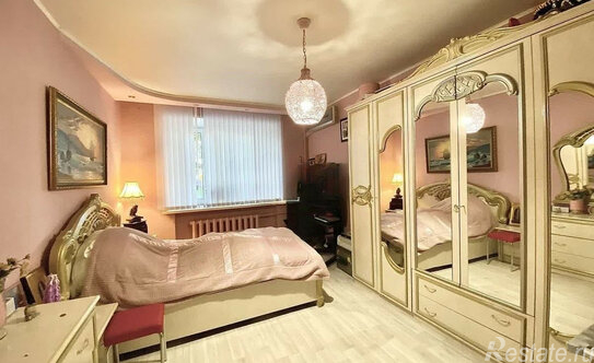 Продажа 4-комн квартиры на вторичном рынке Донская улица,  д. 8